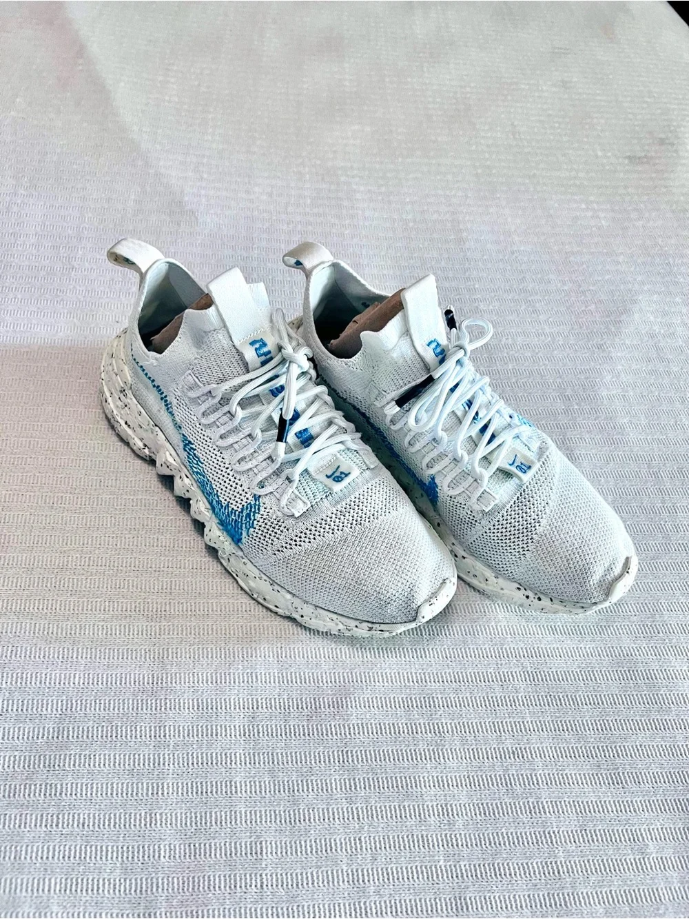 Nike Space Hippie,m